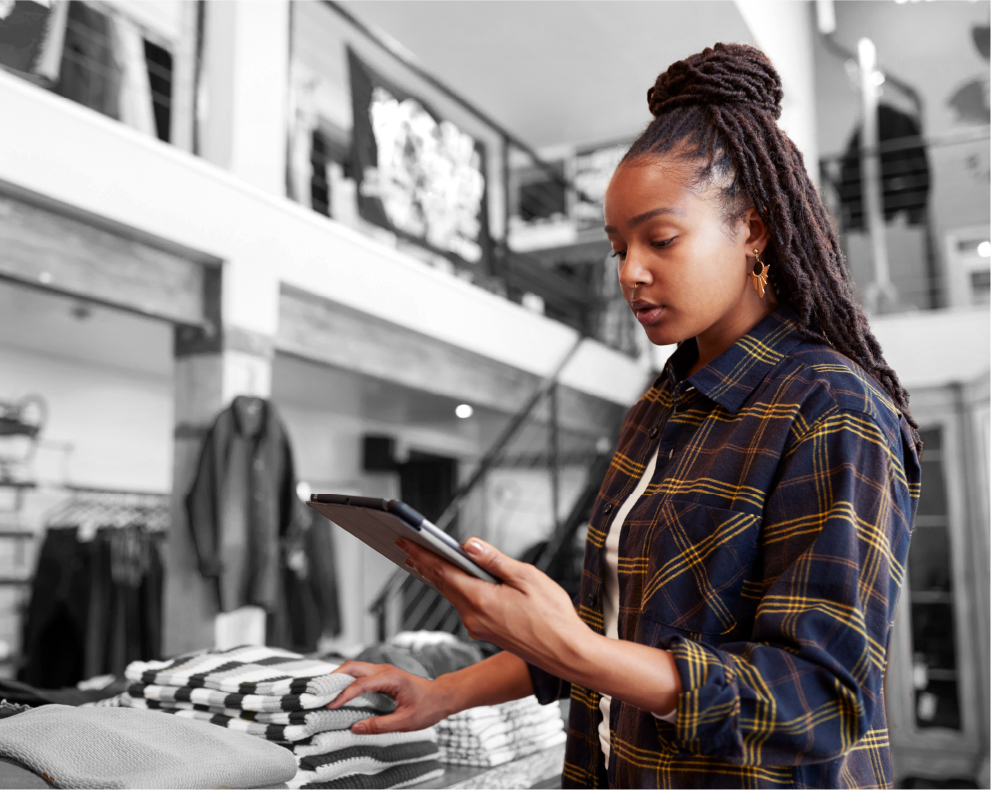 Solve Financial Complexities in the Month-End Close for Retail and Restaurants